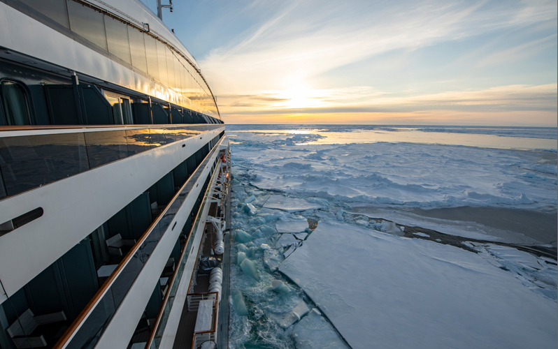 Экспедиционный круиз к Антарктическому полуострову «По следам Жана-Батиста Шарко» на борту роскошного ледокола Le Commandant Charcot