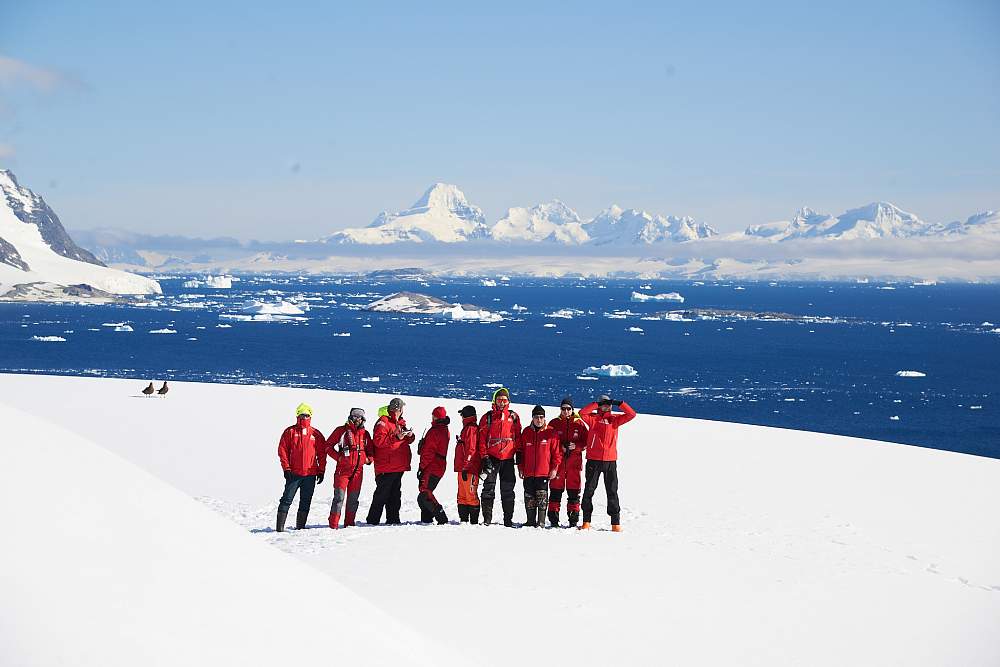 Парусная экспедиция к Антарктическому полуострову на судне Eldorado (с перелетом через пролив Дрейка)