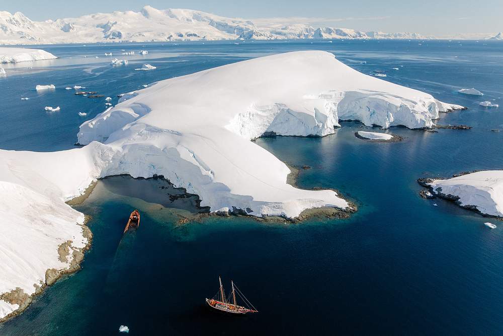 Парусная экспедиция к Антарктическому полуострову на судне Scorpius (с однократным перелетом через пролив Дрейка) (Пунта-Аренас – Ушуайя)