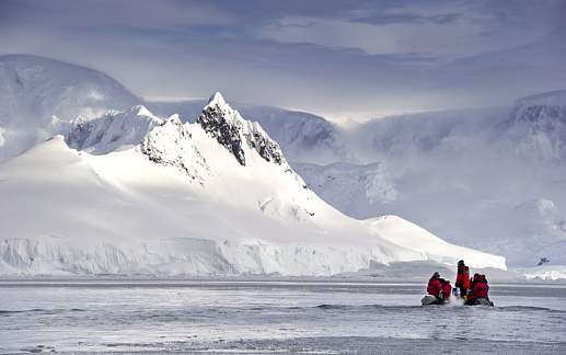 Круиз Экспедиционный круиз к Антарктическому полуострову «Антарктика с пересечением Полярного круга» на судне ледового класса Hondius