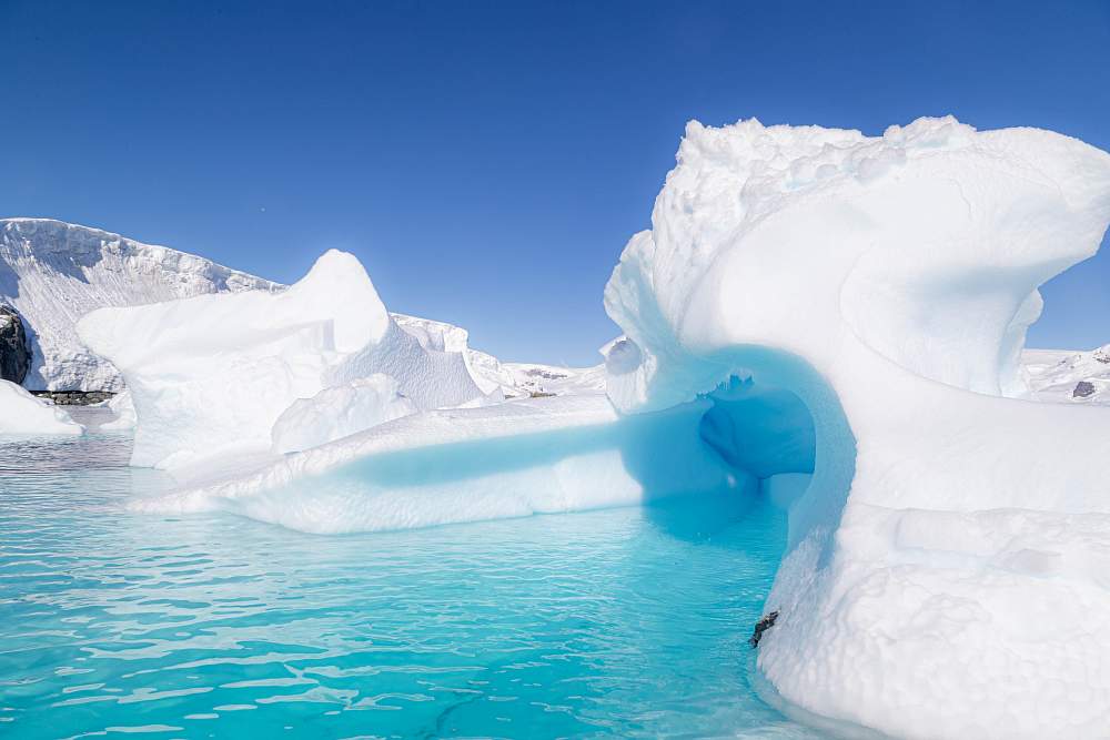 Парусная экспедиция к Антарктическому полуострову на судне Eldorado (с перелетом через пролив Дрейка)